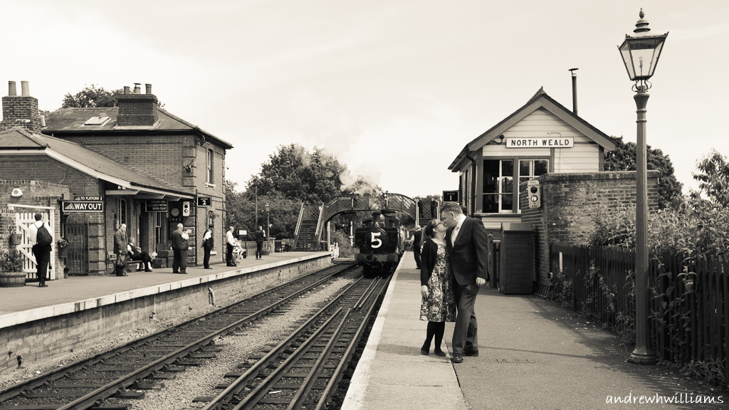 AHW135037-3-2.jpg